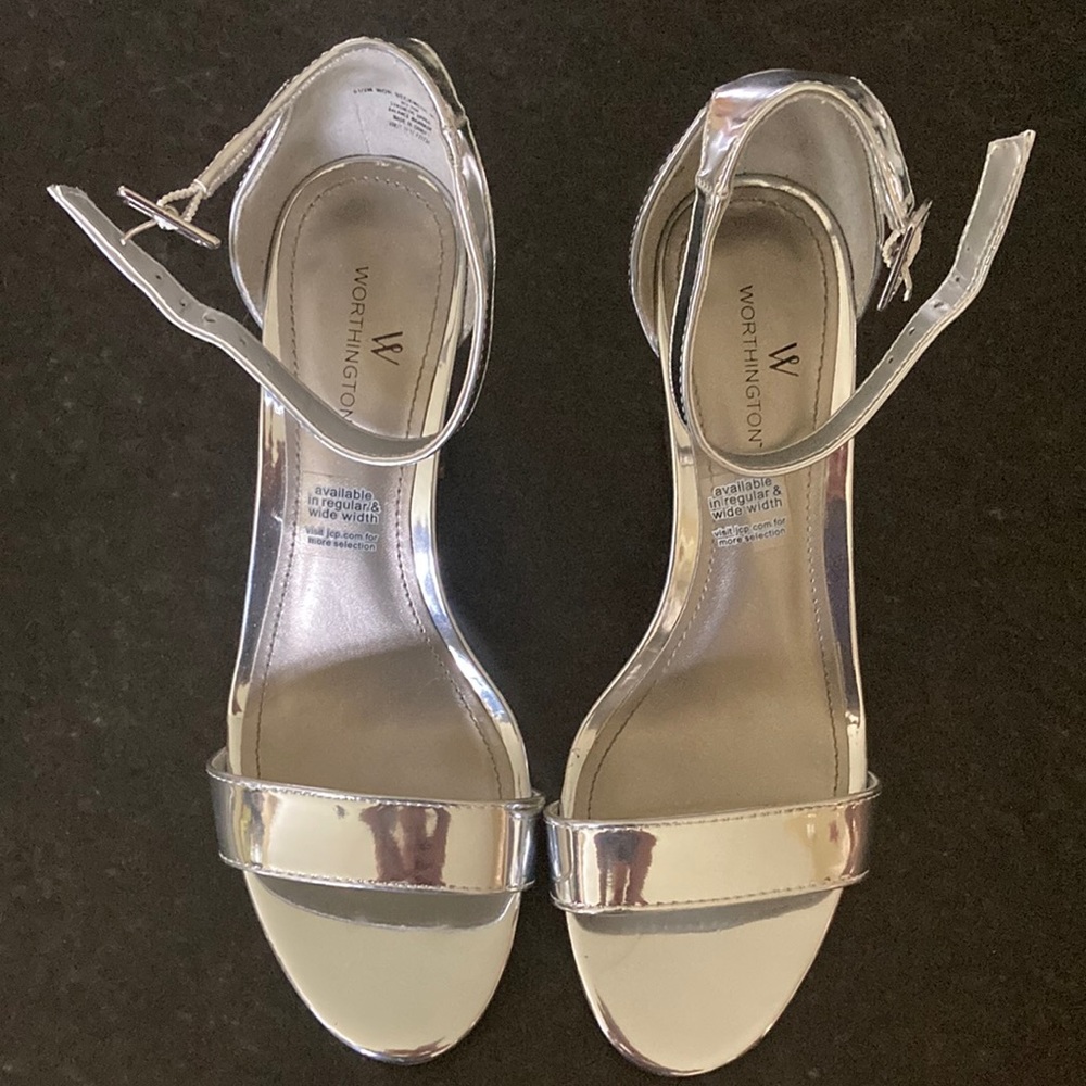 Platinum silver block heels